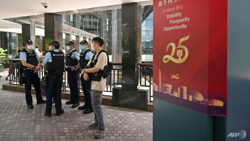 Hong Kong thắt chặt an ninh trước chuyến thăm của chủ tịch Tập Cận Bình