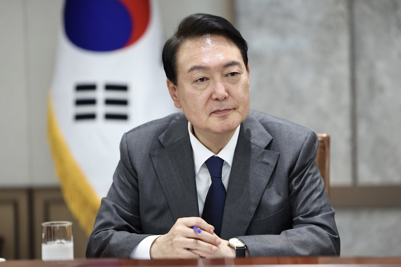 Tỷ lệ ủng hộ Tổng thống Hàn Quốc giảm xuống dưới 40% khi đảng cầm quyền bất ổn