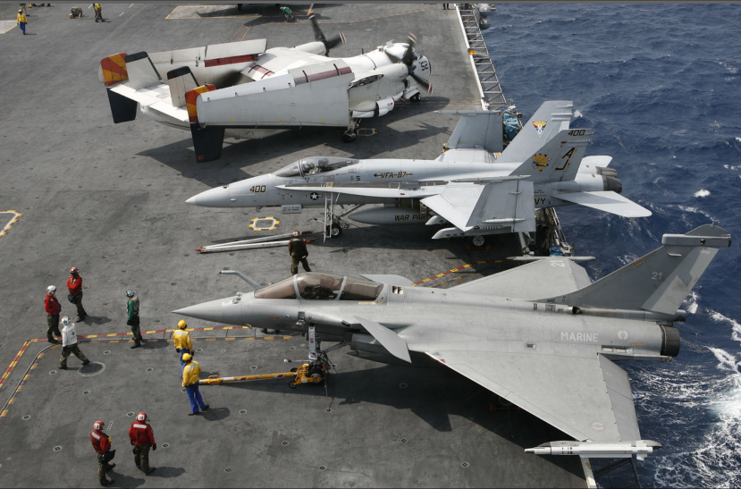 Hoàn tất thử nghiệm, Hải quân Ấn Độ lựa chọn giữa F-18 và RAFALE cho tàu sân bay