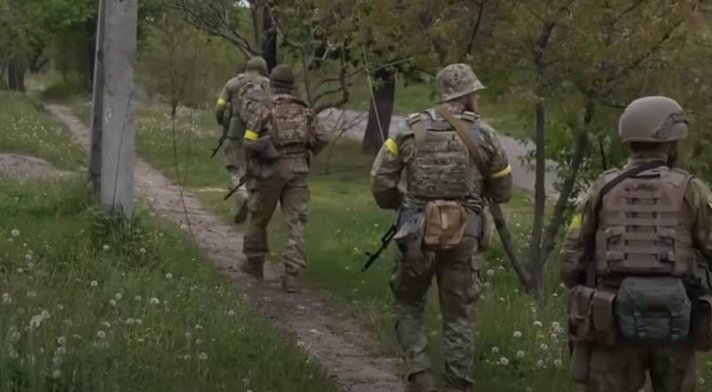 Quân đội Ukraine phàn nàn rằng cư dân Donbass không coi họ là những người bảo vệ