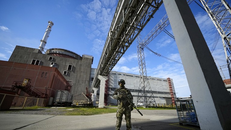 LHQ kêu gọi tiếp cận nhà máy hạt nhân của Ukraina vừa bị tấn công