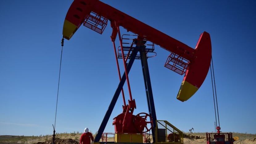 Giá dầu tăng sau khi giảm xuống mức thấp nhất trong nhiều tháng