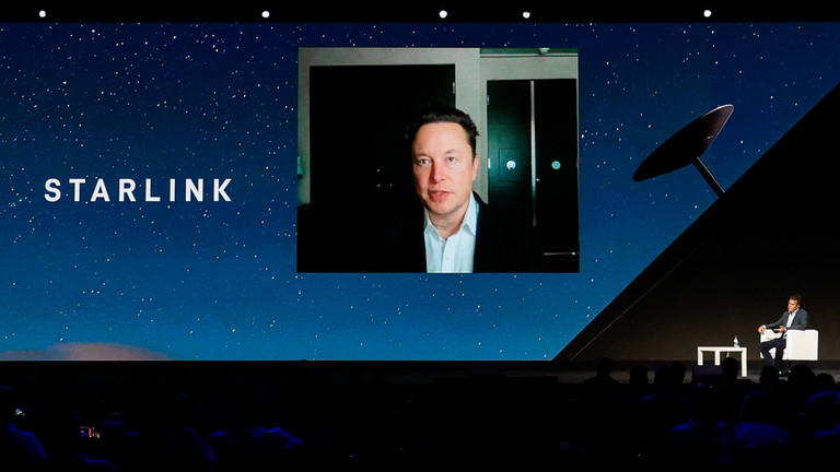 Elon Musk muốn mở rộng dịch vụ của Starlink đến Iran