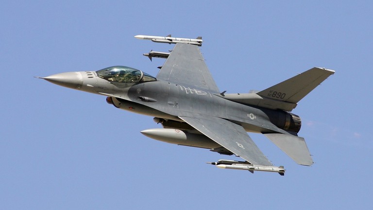 LOCKHEED SẴN SÀNG CUNG CẤP F-16 CHO KIEV