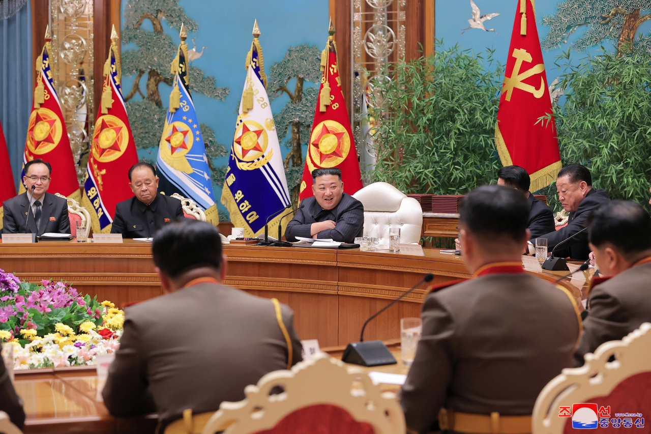 Triều Tiên kêu gọi 'hoàn thiện' tư thế sẵn sàng chiến đấu trong cuộc họp mới nhất