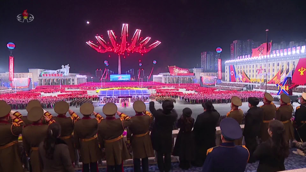 Bộ trưởng Quốc phòng Trung Quốc gửi điện mừng tới Triều Tiên nhân kỷ niệm ngày thành lập quân đội