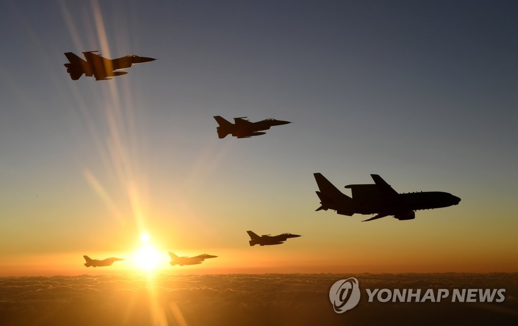 Hàn Quốc và Boeing hợp tác nghiên cứu chung trong các hệ thống vũ khí tiên tiến