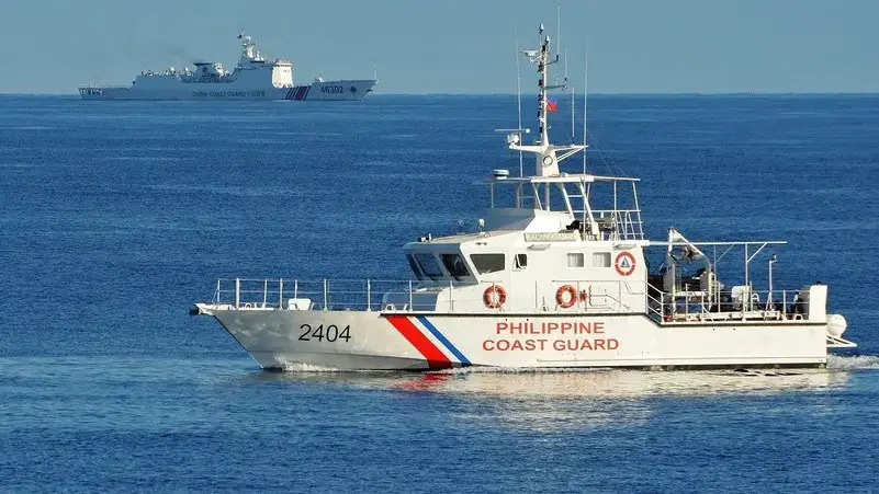 Lực lượng bảo vệ bờ biển Philippines tố cáo tàu Trung Quốc có hành động 'nguy hiểm'