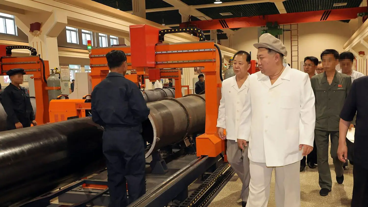 Lãnh đạo Triều Tiên thị sát các nhà máy sản xuất vũ khí