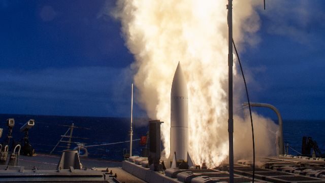 Mỹ dự định triển khai tên lửa Tomahawk và SM-6 nhằm vào Trung Quốc