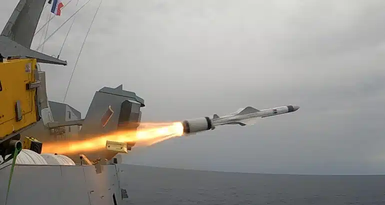 Bộ Quốc phòng Pháp mua thêm tên lửa chống hạm Exocet MM40 B3C