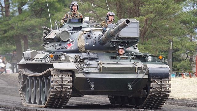 Nhật Bản loại bỏ 90 chiếc xe tăng Type 74