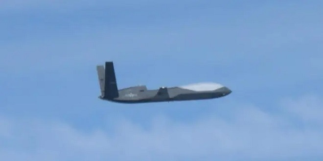 Tiêm kích Nhật Bản lần đầu tiên chặn UAV WL-10 của Trung Quốc ở biển Hoa Đông